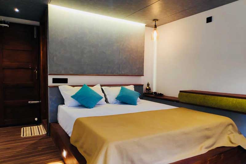 luxury houseboats in kerala